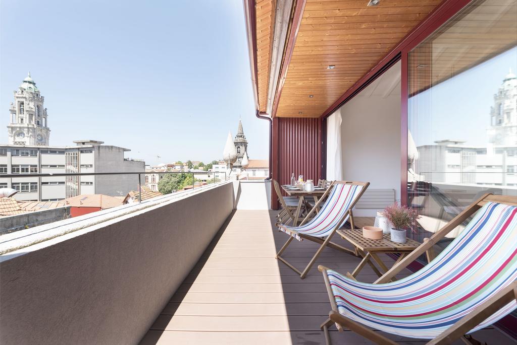 Lovelystay - Top Floor Balcony Apartment Порту Екстер'єр фото